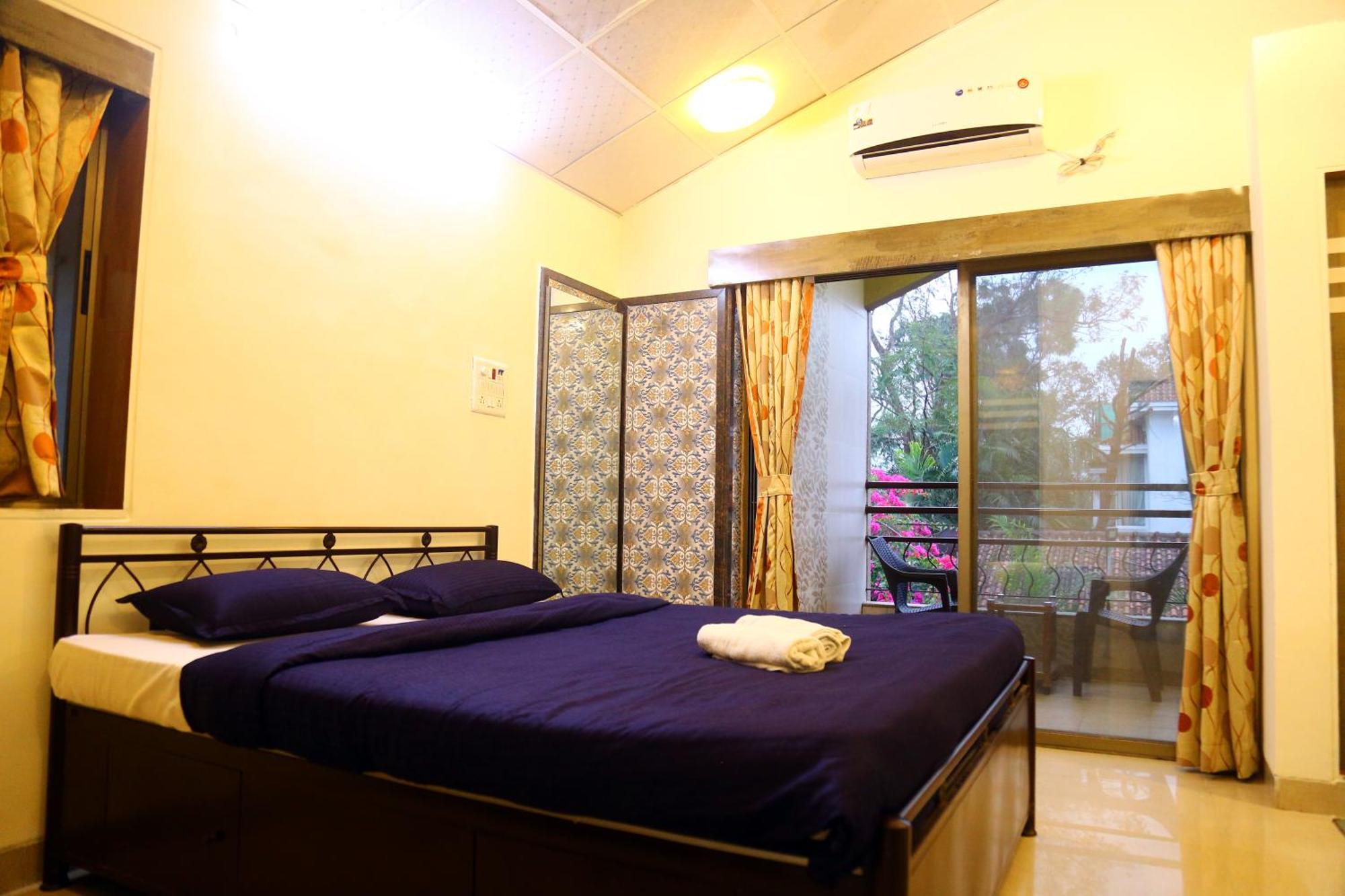 Aroma Villas Lonavala Room photo